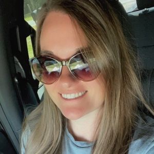 Meet your Posher, Mandy